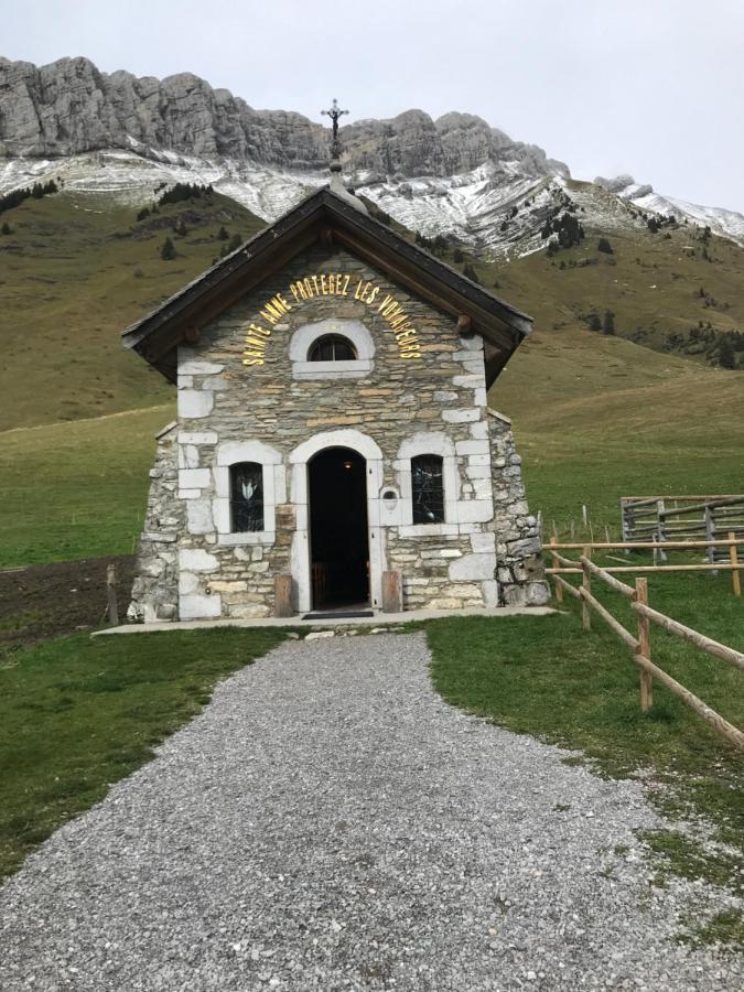 Villa Le Blanc Nordique Le Bouchet-Mont Charvin Esterno foto